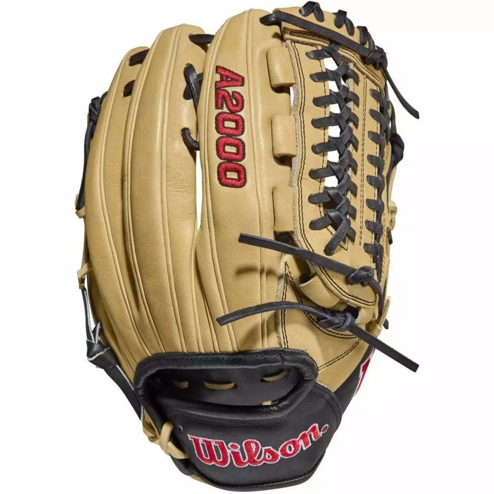 Wilson A2000 D33 11.75" Baseball Glove: WBW1003921175 3 Wilson A2000 D33 11.75" Baseball Glove: WBW1003921175
